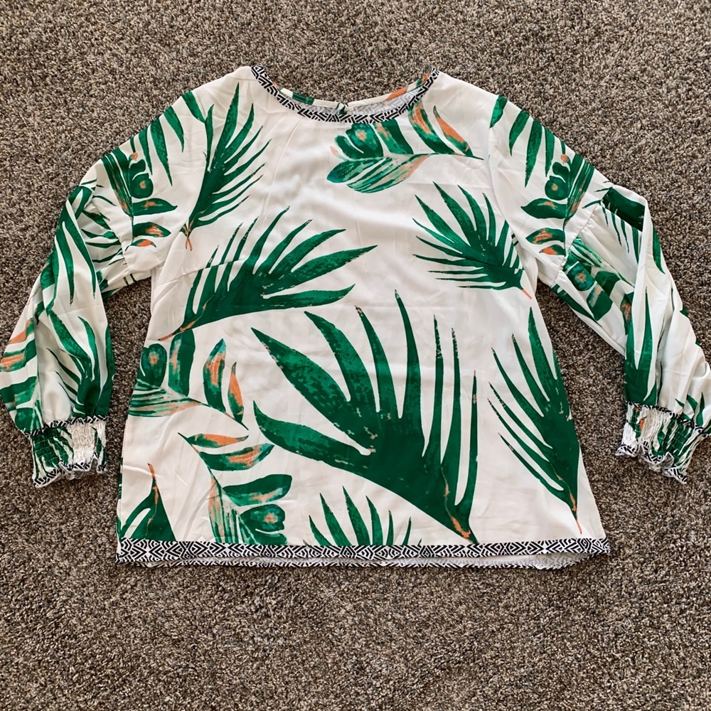 Tropical puff sleeve blouse
